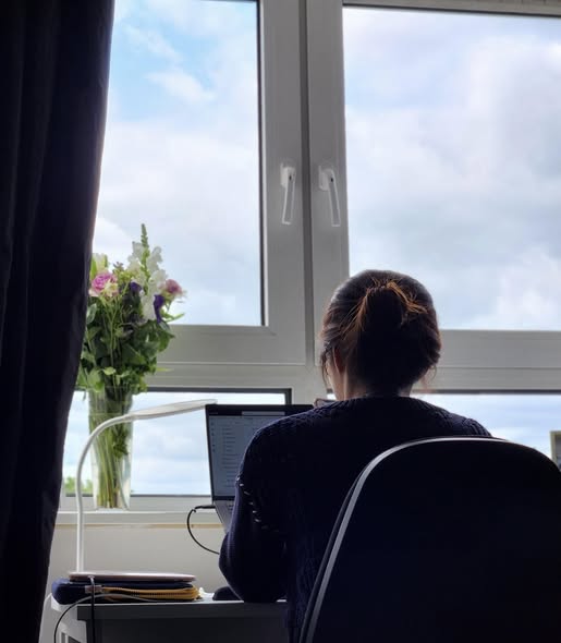 Bài viết dành cho những ai “quá nice” nơi công sở 😄